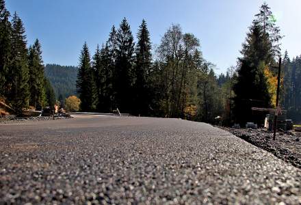 Droga Czadeczka 18.10.17 - Położenie pierwszej warstwy asfaltu