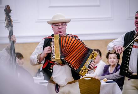 Uczestnicy Świątecznego Spotkania dla Seniorów w Koniakowie fot. M.Kuźma