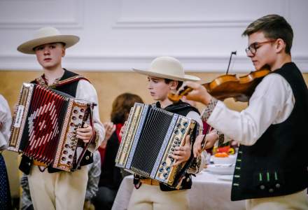 Uczestnicy Świątecznego Spotkania dla Seniorów w Koniakowie fot. M.Kuźma