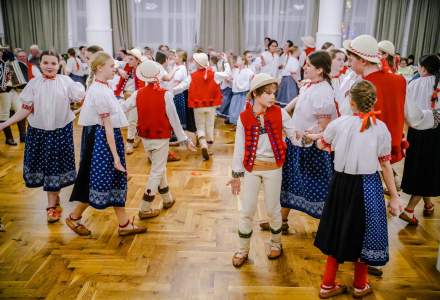 Uczestnicy Świątecznego Spotkania dla Seniorów w Koniakowie fot. M.Kuźma