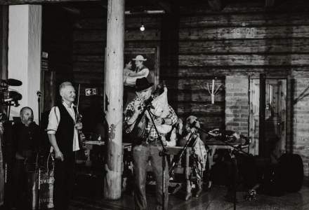 Potańcówka „U Ujca” fot. Jakub Matuszny