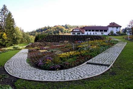 Nowy ogród roślin Beskidu Śląskiego przy Ośrodku Edukacji Ekologicznej w Istebnej - Dzielcu
