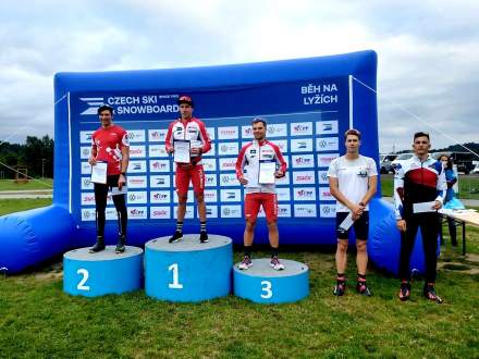 Kamil Bury na najwyższym podium Mistrzostw Czech (foto: PZN facebook)