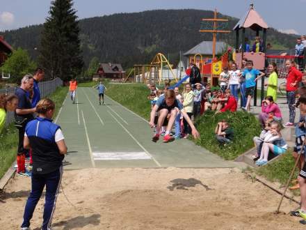Sportowa rywalizacja szkół Istebna - Ćierne
