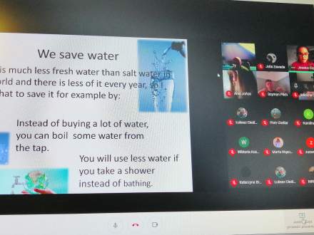 We save water - zrzut ekranu podczas nauki online