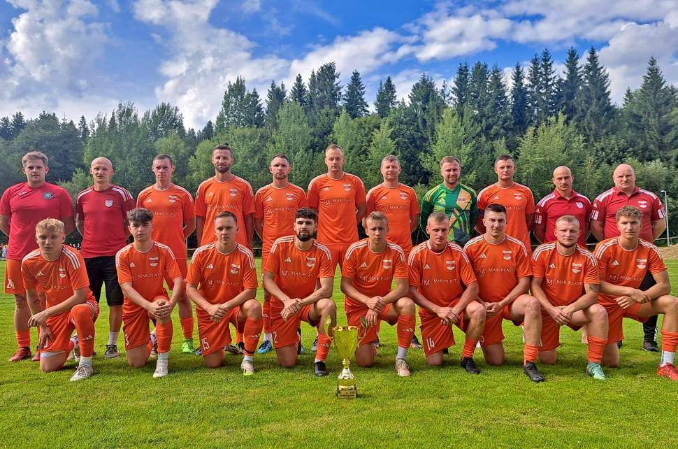 Drużyna Górala Istebna przed historycznym meczem