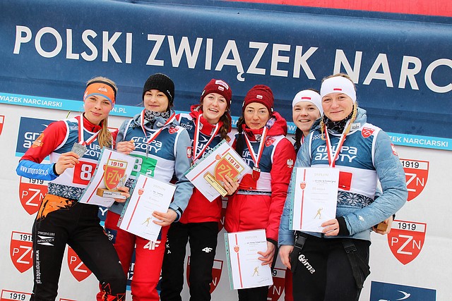 Karolina Kukuczka i Marcelina Wojtyła (od lewej) - foto: Anna Karczewska / PZN